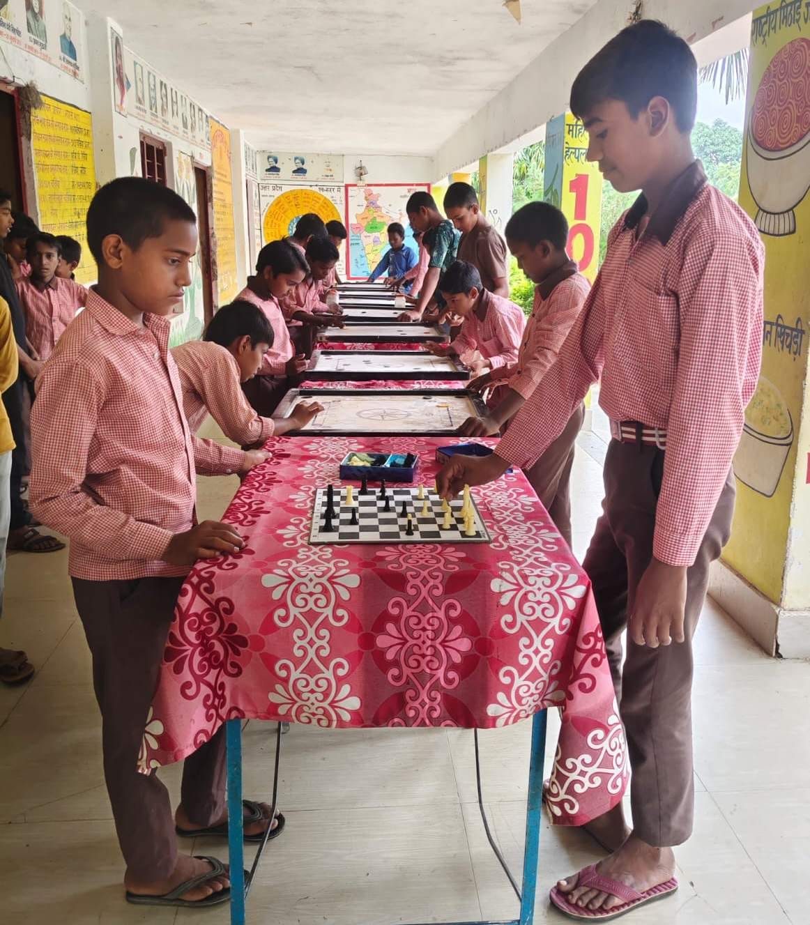 Shashikant and Anshu emerge as winners in chess.