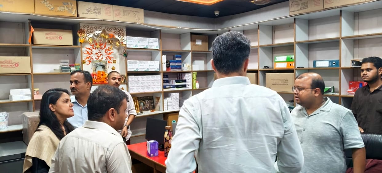 Medicine traders admit: Spurious medicine trade is underway.
