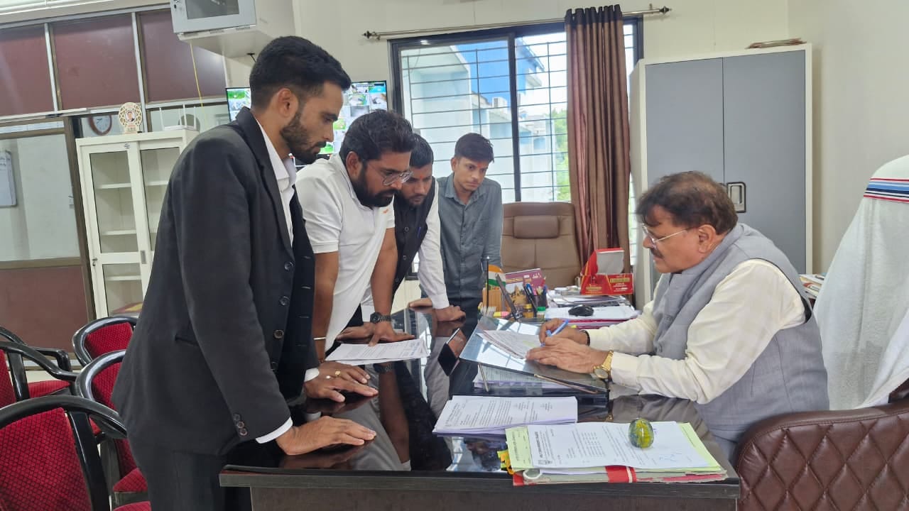 युवा कांग्रेस ने जताया विरोध।