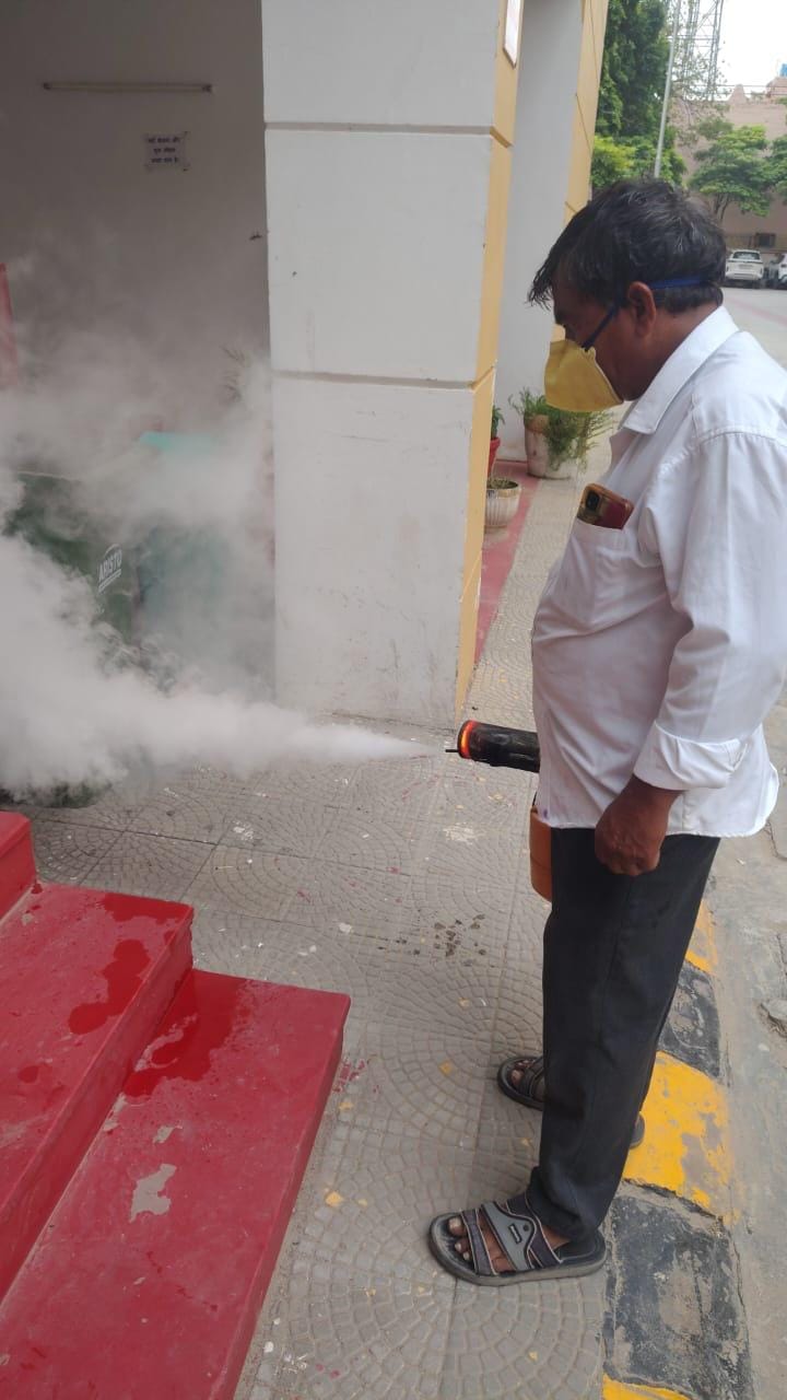 Health Department begins fogging in Dharuhera.
