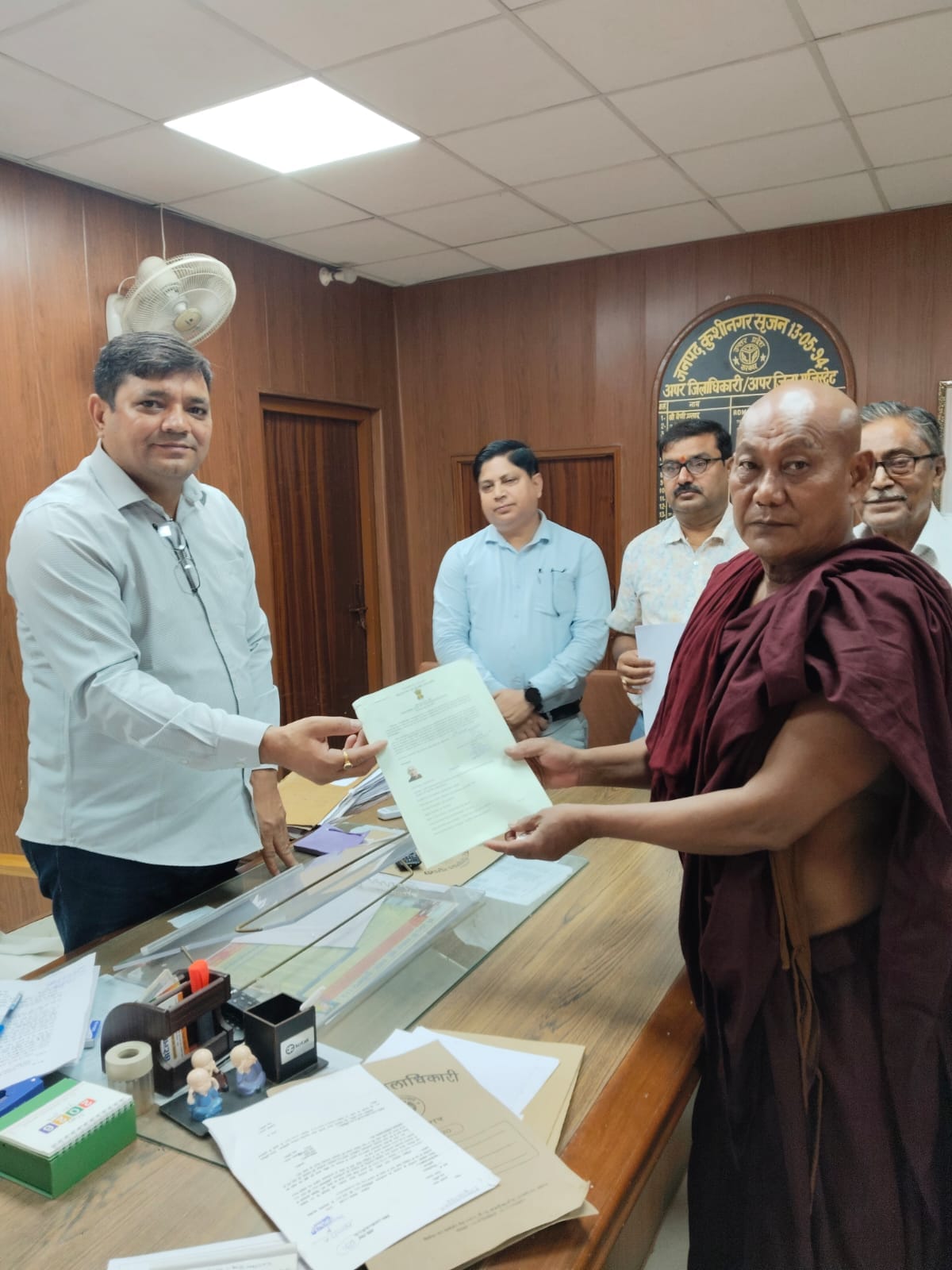 Kushinagar News: म्यांमार के पूर्व नागरिक नंदका को मिली भारतीय नागरिकता