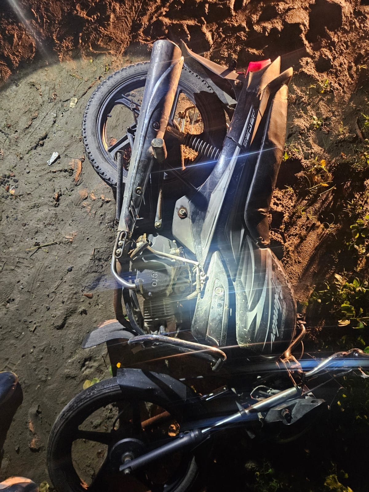 Inter-district cattle smuggler injured in encounter