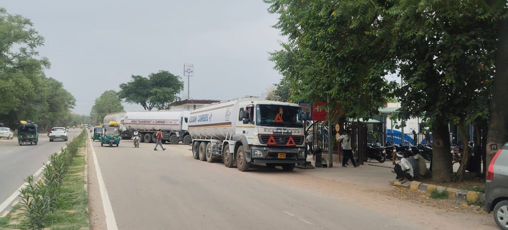 Tankers parked on the road outside the HP depot have become a nuisance, increasing the risk of accidents.