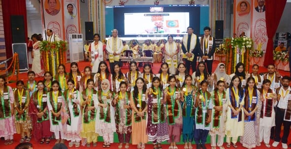 Convocation ceremony signifies the beginning of new learning, not the end of initiation: Governor