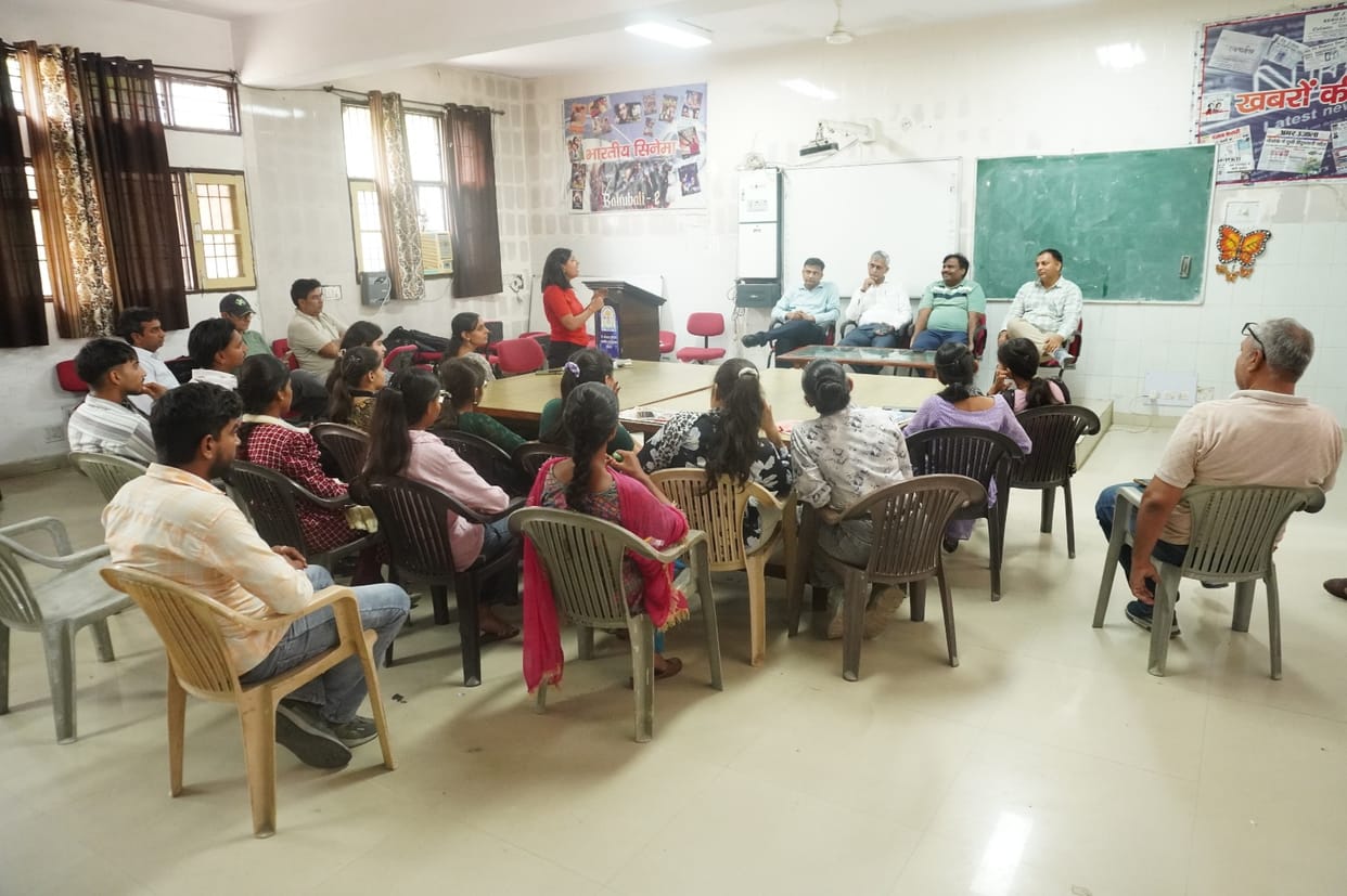 Journalists should prioritize national interest and social responsibility: Rajesh Kumar.