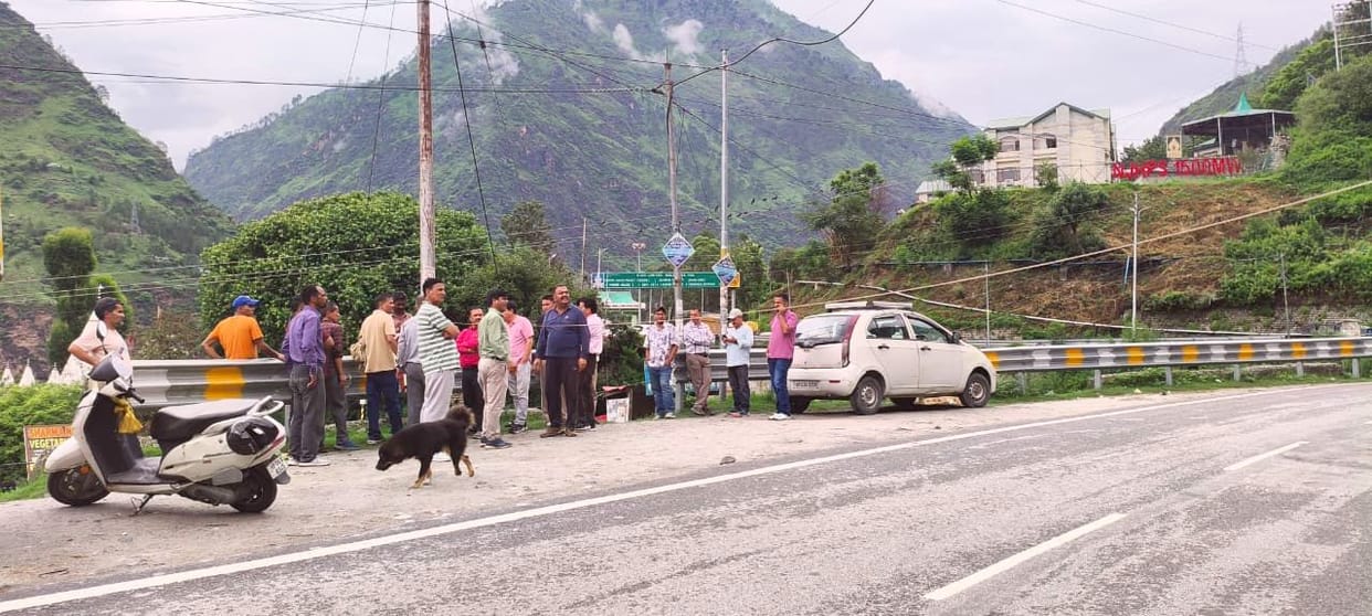 250 illegal encroachments identified on NH-5 in Rampur