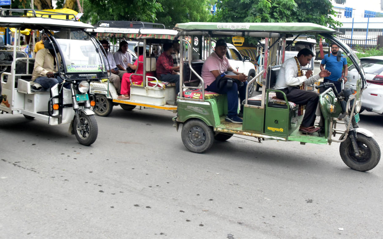 Instructions issued from the Collectorate... did not reach the road in front