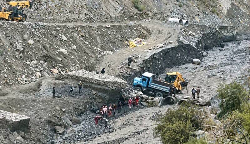 Kullu News: एसकेटीटी मार्ग 48 घंटे बाद बहाल, 400 वाहन हुए आर-पार