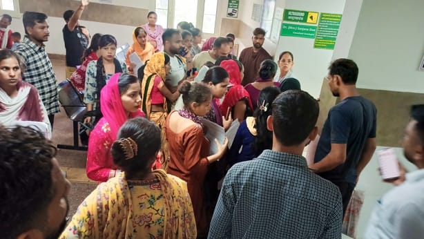 Pregnant women's anger erupts over the lack of ultrasound facilities at the district hospital