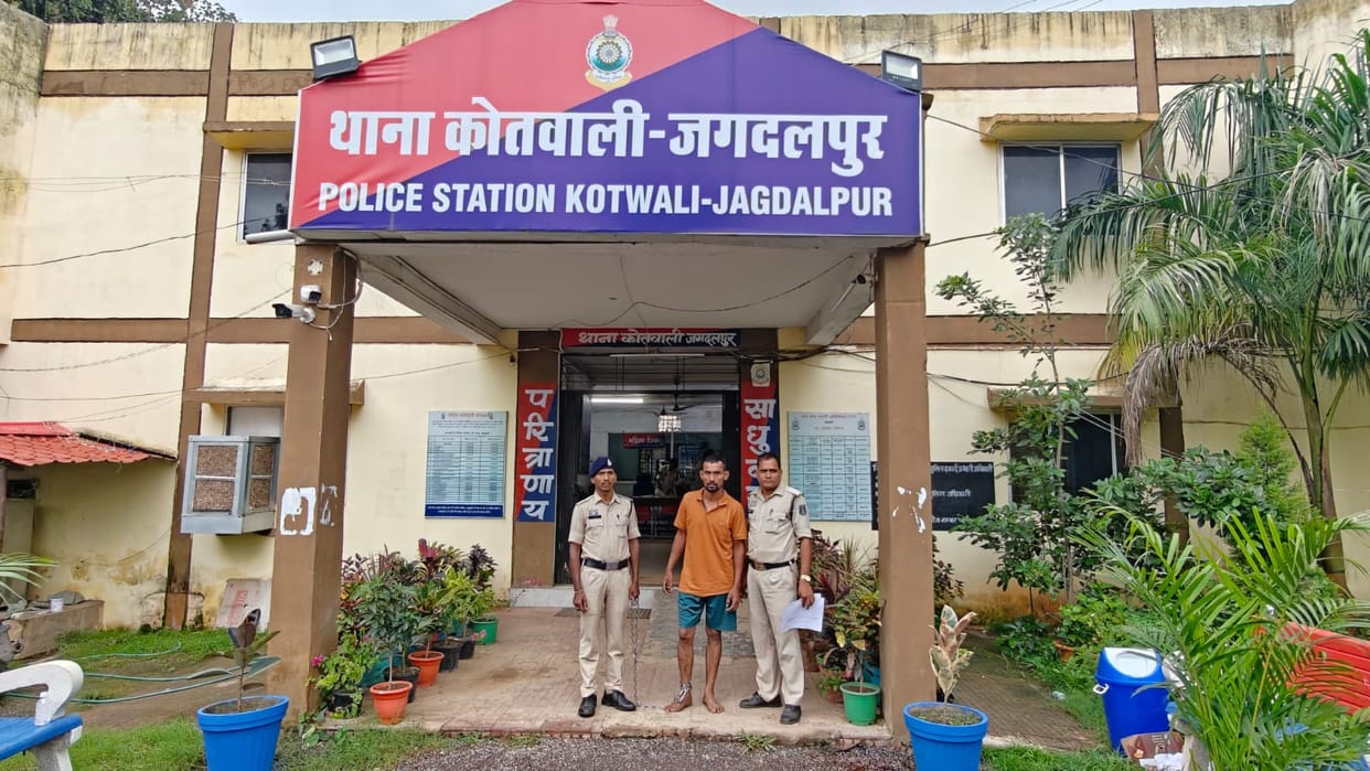 Prisoner who escaped by scaling jail wall arrested by police from Narayanpur