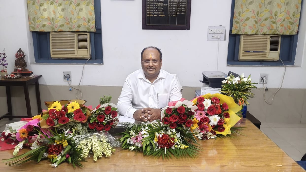 Prof. Ramvant Gupta took over the charge of Head of Department from Prof. Anil Dwivedi.
