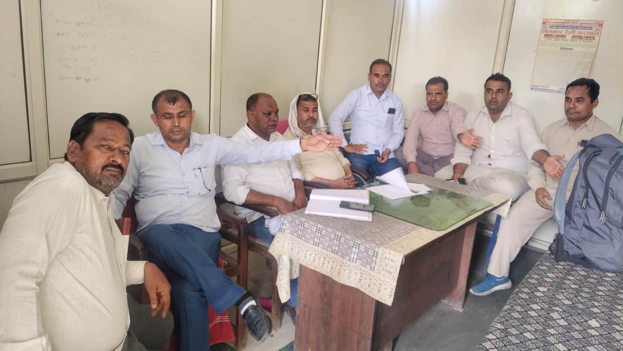 Roadways employees to lay siege to Transport Minister's residence on the 25th.