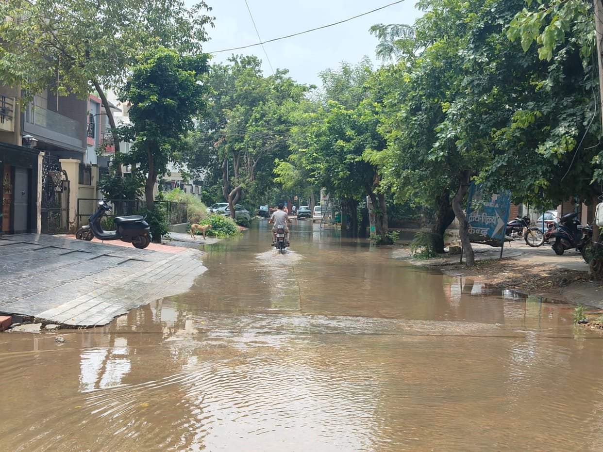 Morning rain makes the weather pleasant; waterlogging causes inconvenience to people.