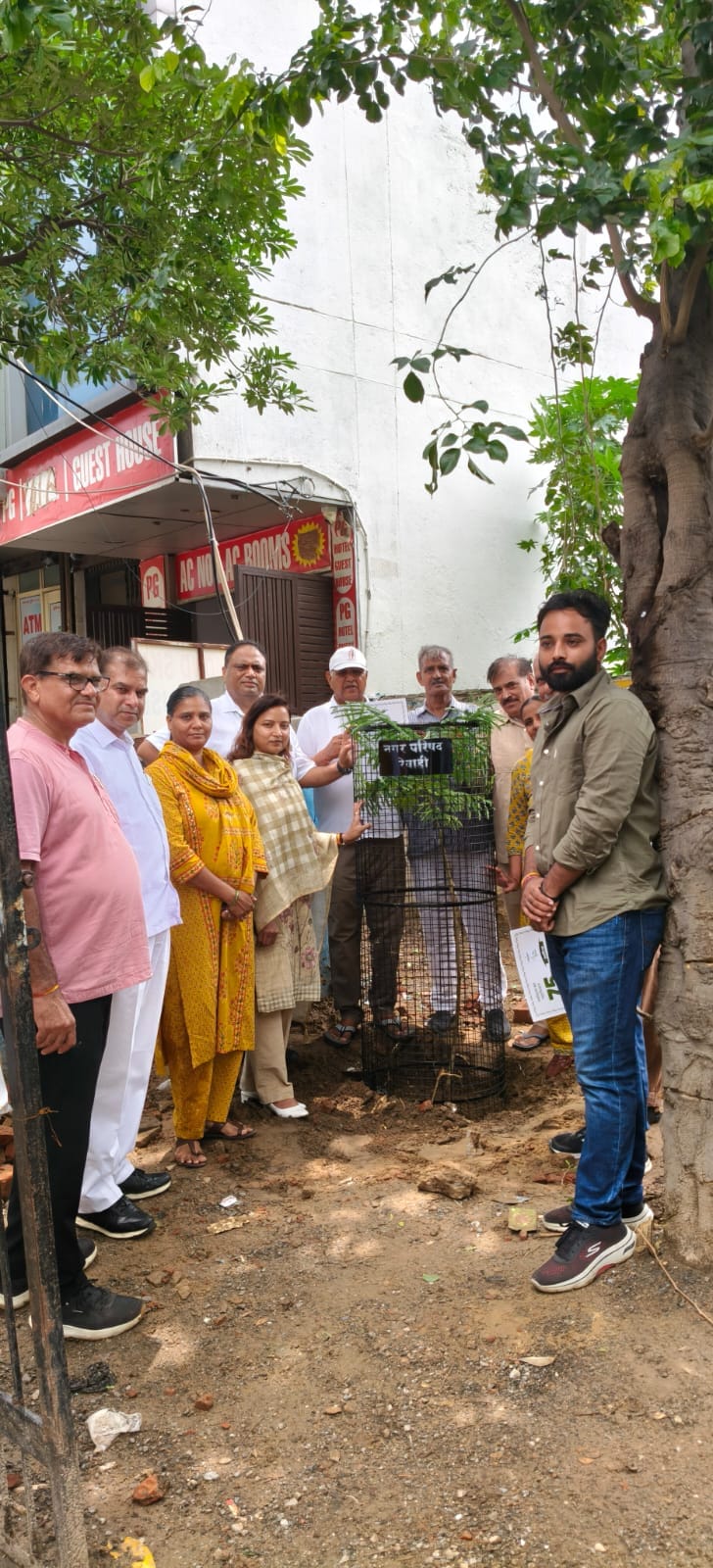 RWA members planted 101 saplings.