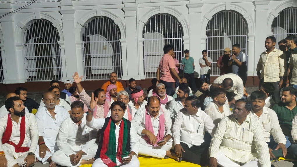SP workers staged a protest