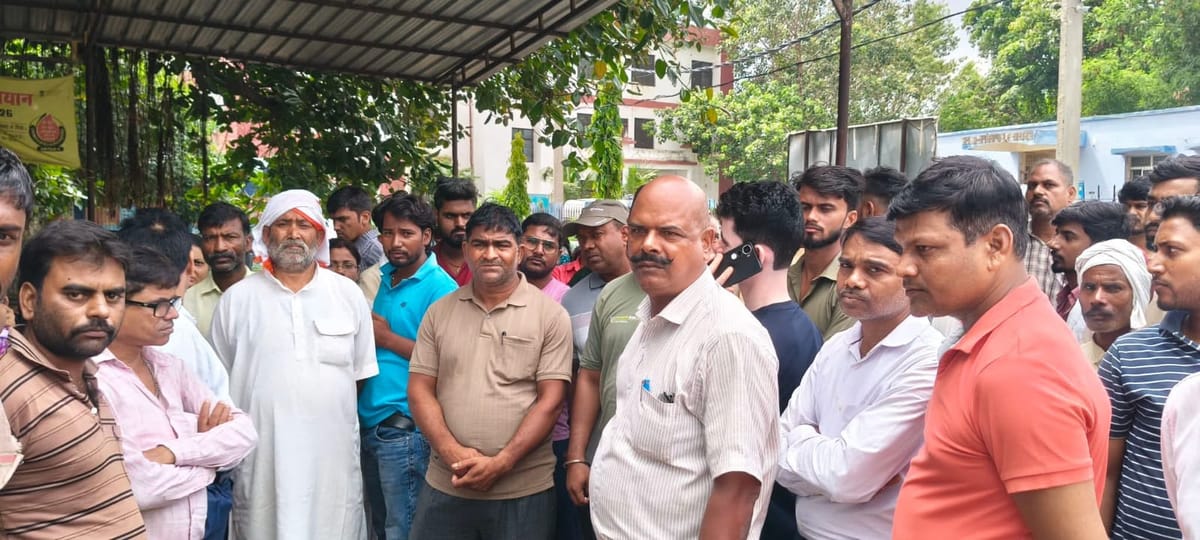 Bihar Accident: एनएच-19 पर भीषण हादसा, डिवाइडर से टकराई कार; बीएससी नर्सिंग छात्र की मौत; तीन गंभीर
