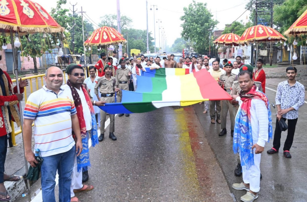 Auspicious arrival of Muni-raj Shivdatt Sagar for Chaturmas; devotees extended a warm welcome