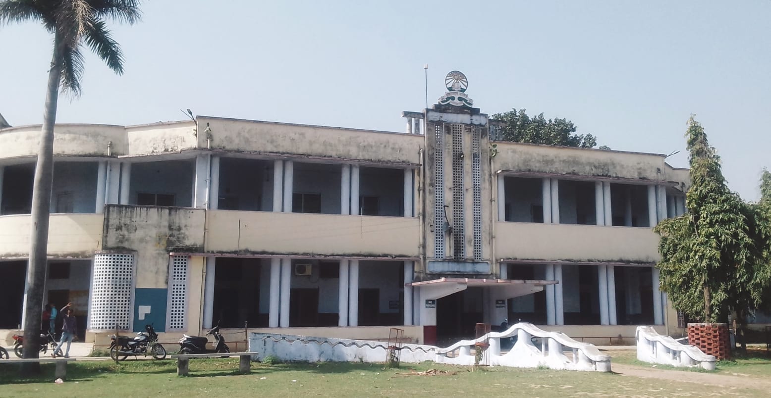 युवराजदत्त महाविद्यालय लखीमपुर।  संवाद