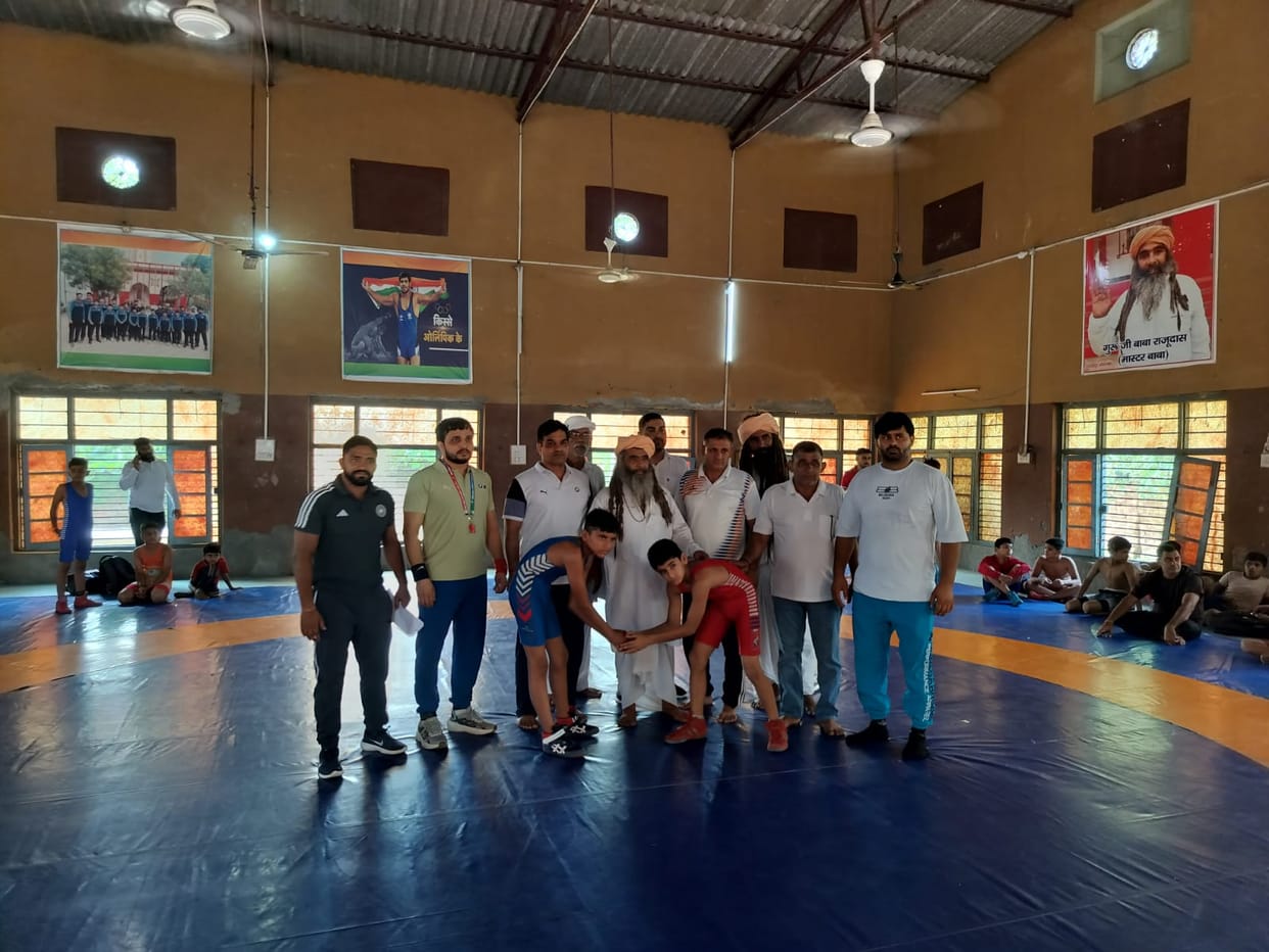 kg category; Hemant wins in Greco-Roman