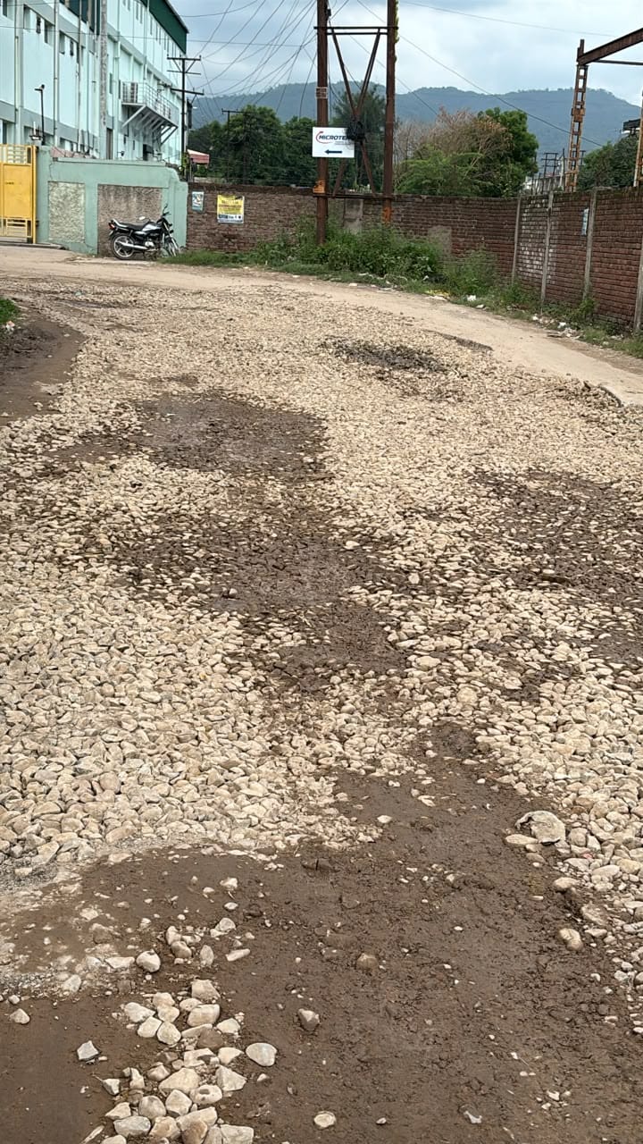 Potholes filled on Baddi's Coca-Cola Road; industrialists get major relief.
