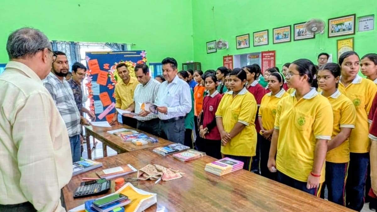 Meerut News: एनसीईआरटी पुस्तक मेले का शुभारंभ, कम कीमत पर मिलेंगी किताबें