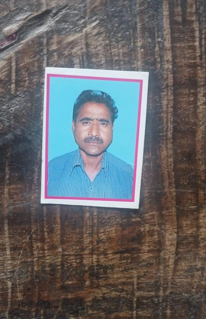 फोटो - 01 मृतक महेश की फाइल फोटो।