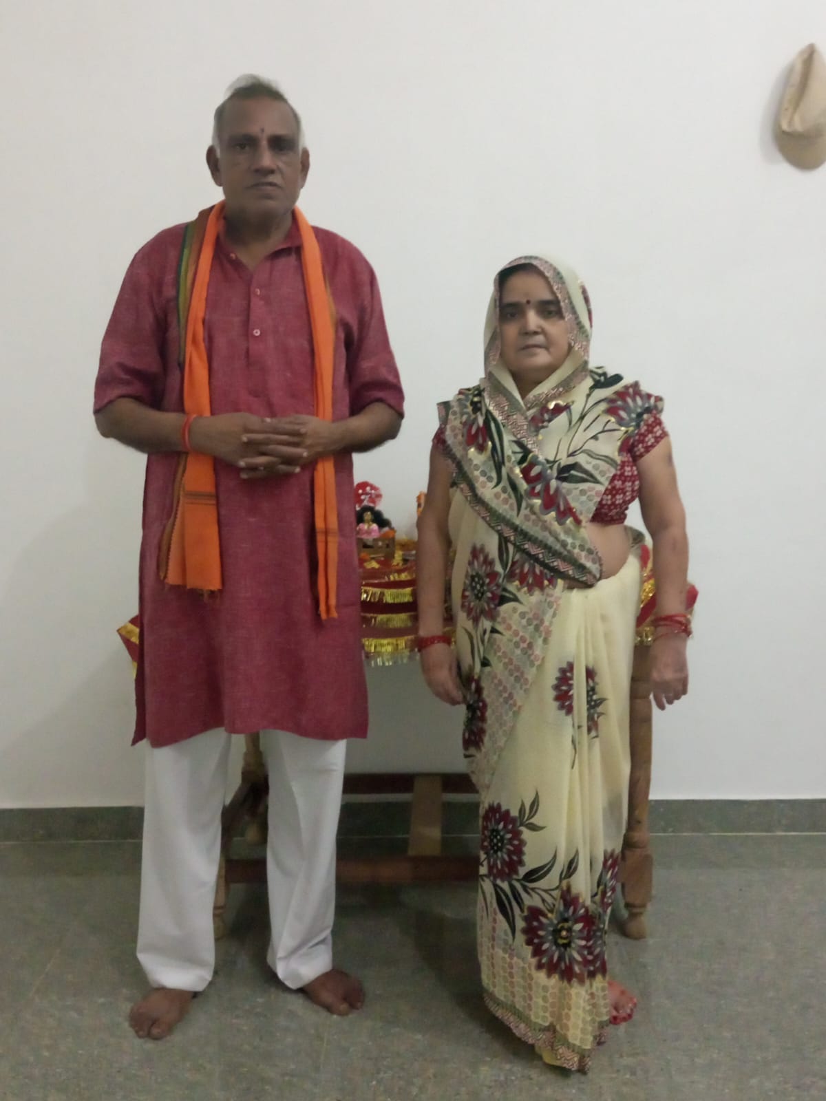 mainpuri news husband wife death