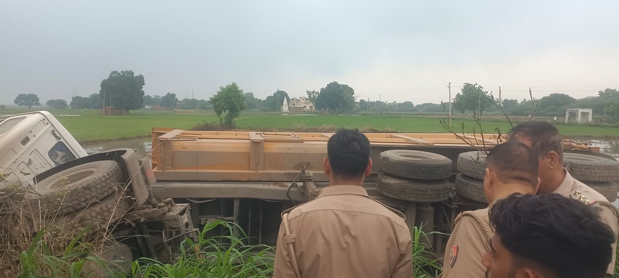 mainpuri news road accident one death