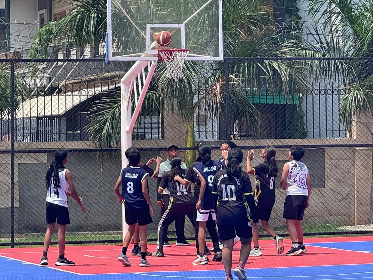 Fierce competition was witnessed between the teams in basketball.