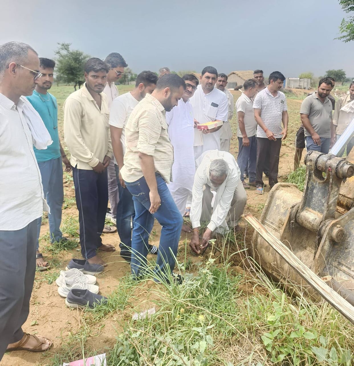 Construction of a water body at a cost of crore begins in Digrota.
