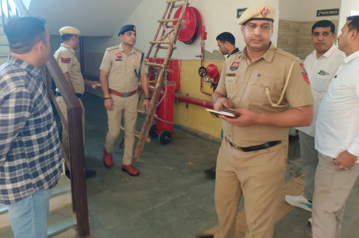 Security audit of judicial complex; Police and CID assess arrangements.