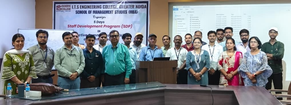 Delivered a lecture on various aspects of generative AI.