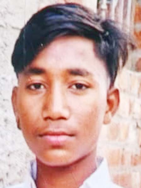 Teenager drowns in pond
