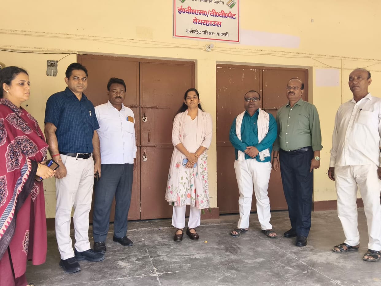 DM inspected the EVM warehouse.
