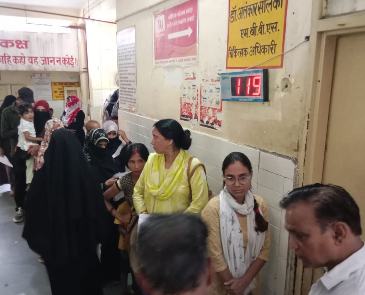 Number of patients in the hospital rises as weather changes; reaches 1,350.