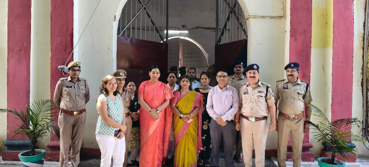 Members of the Women's Commission heard 17 complaints and resolved four.