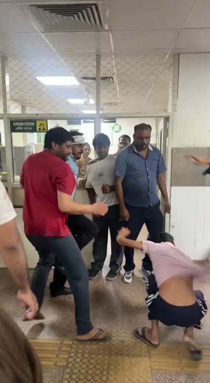 Two brothers attacked in the district hospital