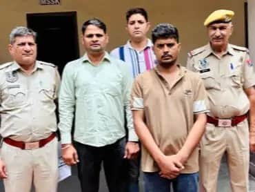 जयपुर पुलिस की गिरफ्त में आरोपी।