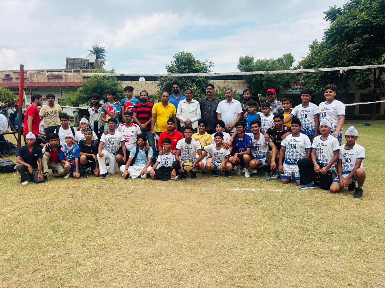 Displayed prowess in volleyball and kabaddi