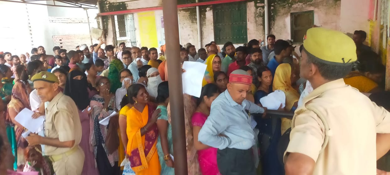 Two and a half thousand patients visit the medical college every day.