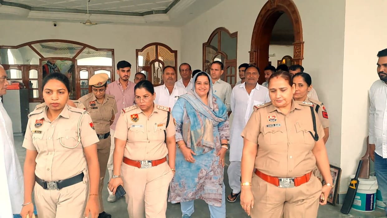congress jiladhyaksh detained
