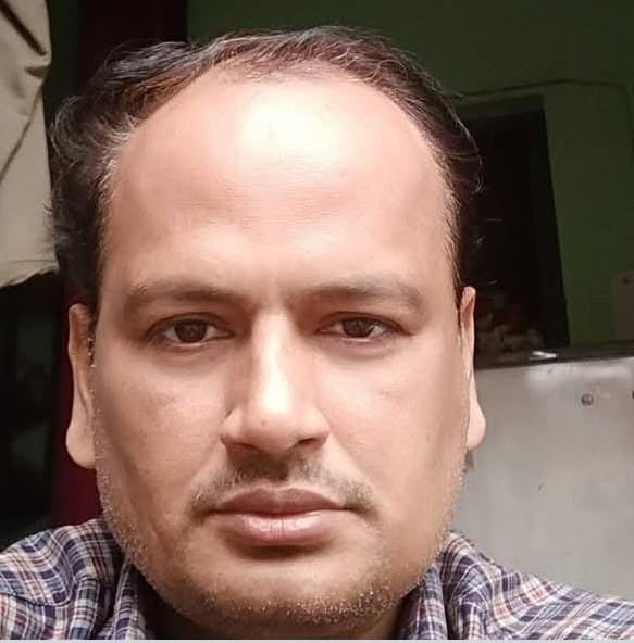 Station master dies in road accident