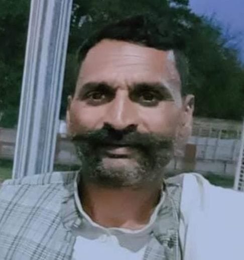 Farmer dies of electrocution while connecting table fan wire.