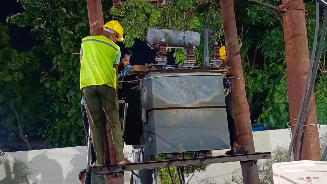 Three substations shut down; population of 200,000 affected for four hours
