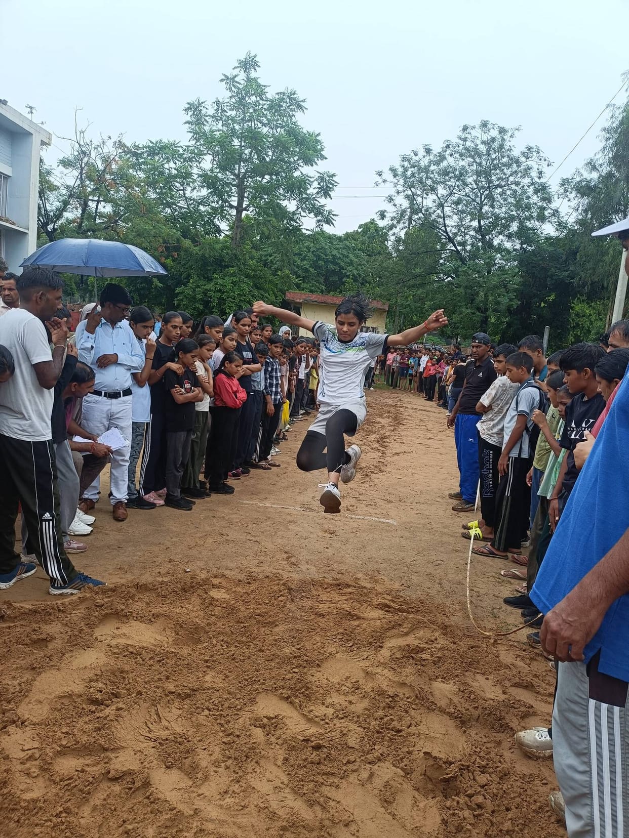 Diksha raced to victory in the 600-meter run, securing the first position.