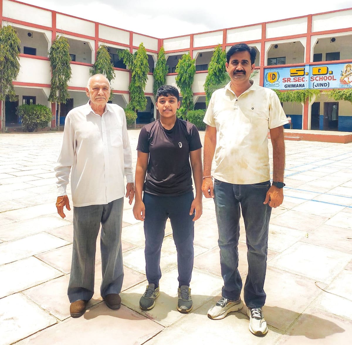 Jind News: ब्लॉक स्तरीय खेलों में कनिका ने हासिल किया प्रथम स्थान