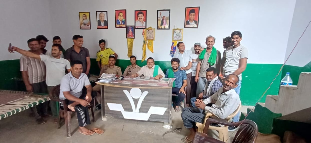 Police place BKU leader under house arrest.