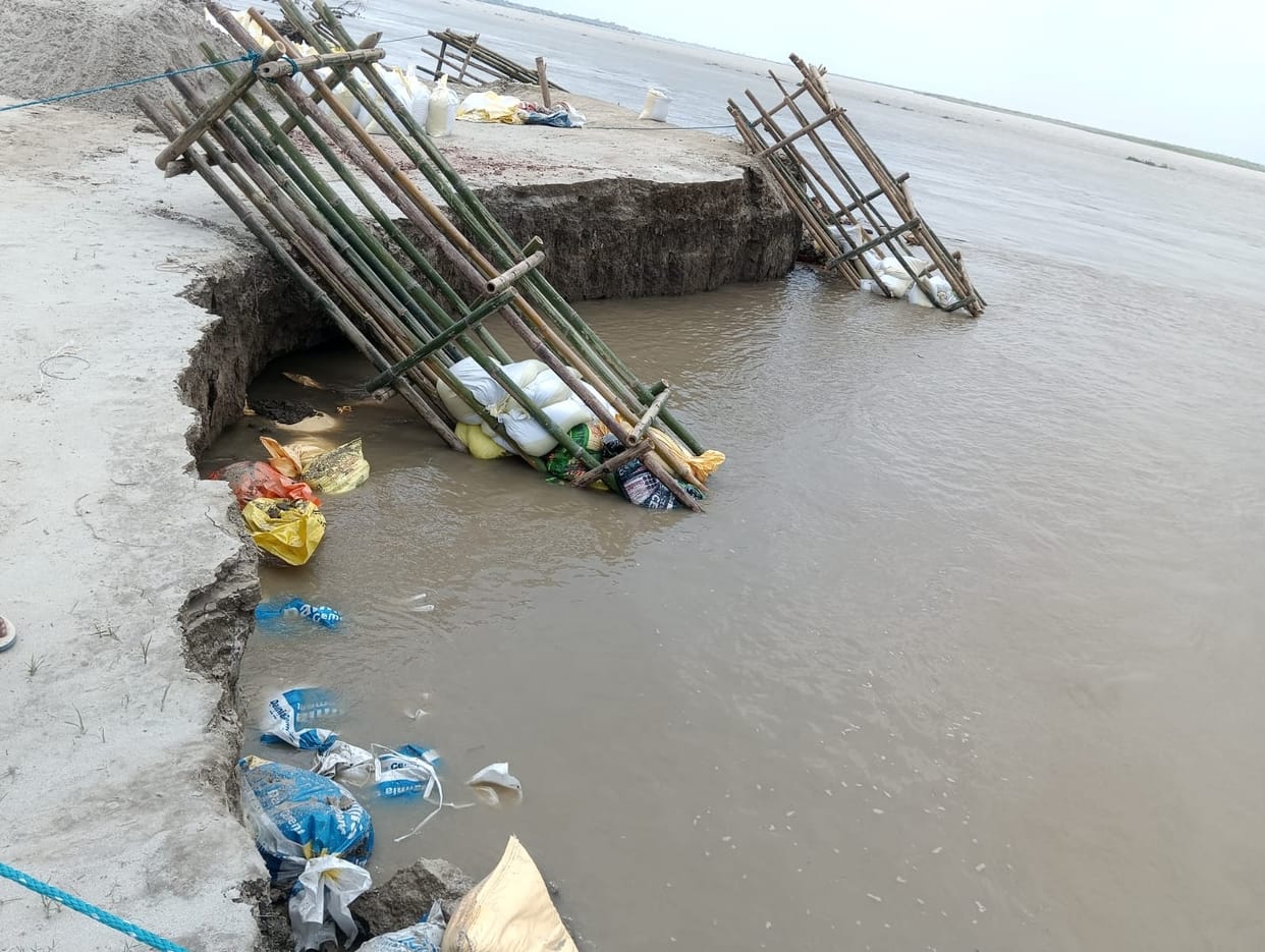 9-crore project falters; now, makeshift bamboo-and-pole barriers are being used to check soil erosion.