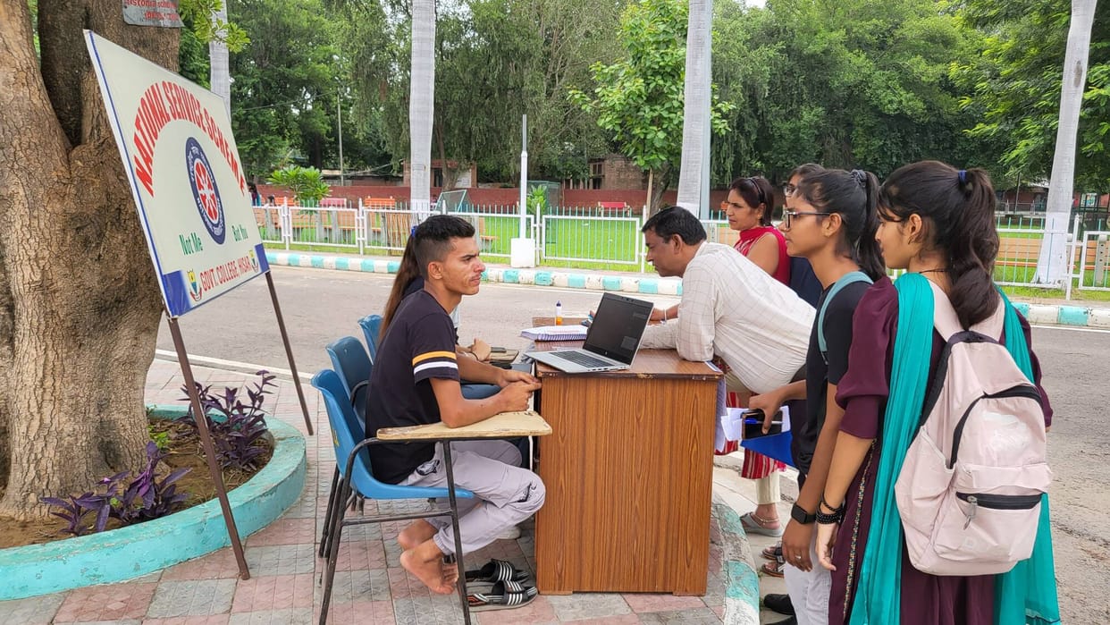 On the first day, 129 students enrolled at Government PG College.