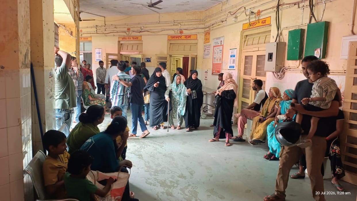 Rise in patients suffering from ringworm, itching, and infections due to rain and humidity.